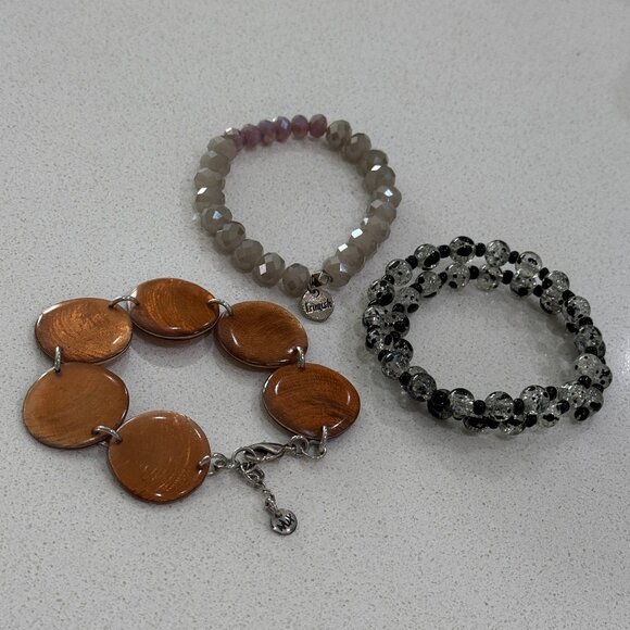3 Assorted Vintage Fashion Bracelets - Picture 2 of 9